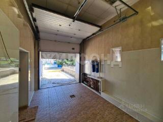 3-этажный коттедж, 230 м², 9 соток