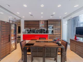 3-комн. квартира, 177.5 м², 7/10 этаж