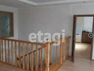 3-этажный дом, 360 м², 10.89 соток