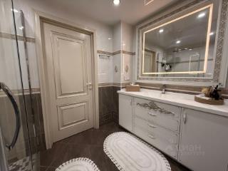 3-этажный дом, 309 м², 10 соток