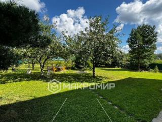  дом, 280 м², 18.3 соток