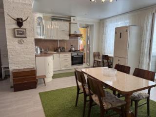 4-комн. квартира, 81.5 м², 2/2 этаж