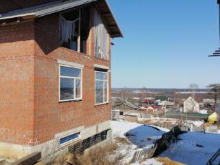 3-этажный дом, 280 м², 5.2 соток