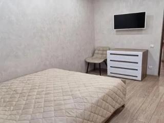 1-комн. квартира, 77 м²