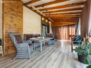 3-этажный дом, 80 м², 2 сотки