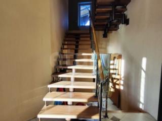 3-этажный дом, 260 м², 15 соток