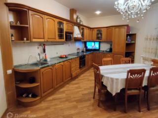 4-комн. квартира, 171.2 м², 6/7 этаж