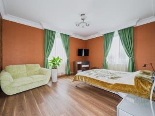 3-этажный дом, 194.8 м², 10 соток
