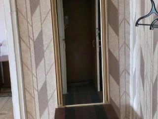 2-комн. квартира, 42 м², 3/5 этаж