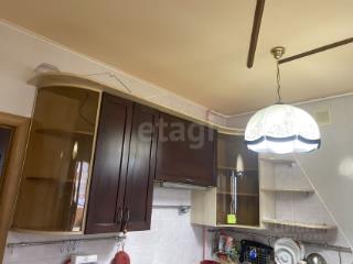 2-комн. квартира, 85.2 м², 2/5 этаж