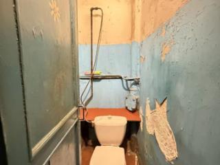 Комната, 80 м², 5-комн.