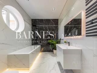 2-этажный дом, 600 м², 15 соток