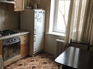 3-комн. квартира, 74 м², 2/5 этаж