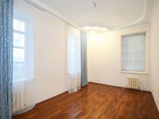 4-комн. квартира, 112 м², 2/3 этаж