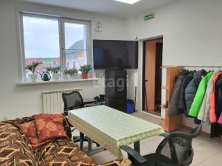 3-этажный дом, 500.3 м², 10.4 соток