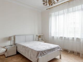 4-комн. квартира, 177 м², 13/16 этаж