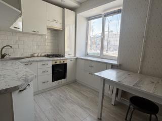 2-комн. квартира, 44 м², 2/5 этаж