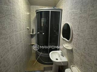  дом, 280 м², 18.3 соток