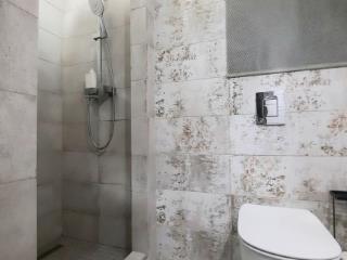 3-комн. квартира, 98.3 м², 6/7 этаж