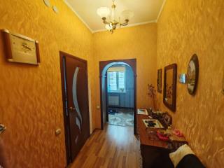 3-этажный коттедж, 250 м², 8 соток