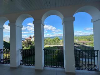 3-этажный коттедж, 552 м², 14 соток