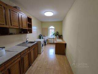 3-этажный дом, 263.4 м², 10 соток