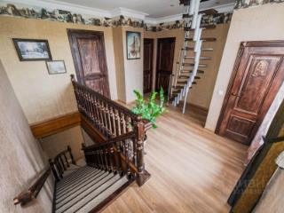 3-этажный дом, 194.8 м², 10 соток