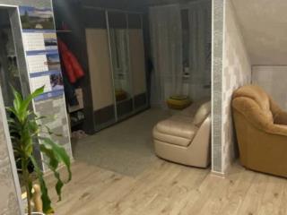  дом, 200 м², 12 соток