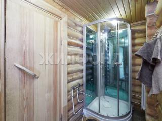  дом, 240.1 м², 9 соток