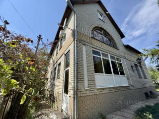 4-этажный дом, 365.5 м², 14.8 соток