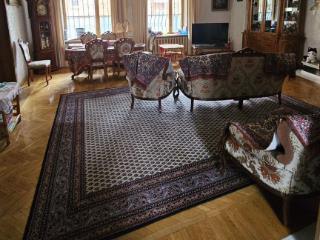  дом, 450 м², 18 соток