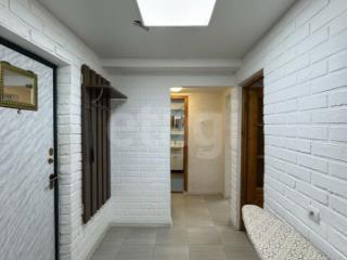 2-комн. квартира, 46 м², 1/8 этаж