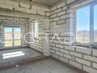  дом, 100 м², 10 соток