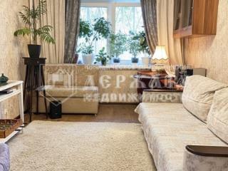 3-комн. квартира, 57 м², 1/5 этаж