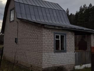  коттедж, 42 м², 8 соток