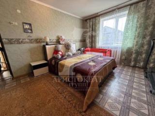 2-этажный дом, 200 м², 4.26 сотки