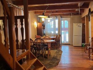  дом, 176 м², 25 соток