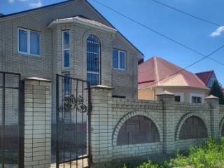 2-этажный дом, 330 м², 10 соток