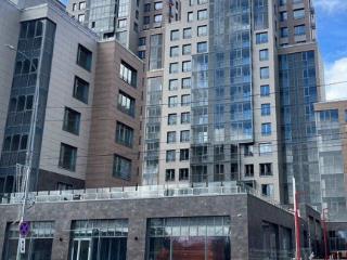 2-комн. квартира, 76 м², 4/18 этаж