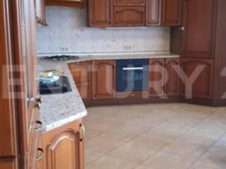 3-этажный дом, 615 м², 18 соток