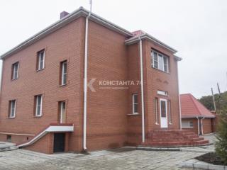 2-этажный дом, 373.7 м², 10 соток