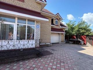 3-этажный коттедж, 347 м², 13.06 соток