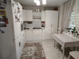  дом, 92 м², 10.2 соток