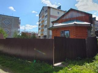  дом, 102.1 м², 9.8 соток