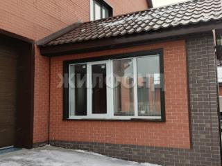  дом, 220 м², 8 соток