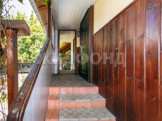  дом, 398 м², 7 соток