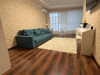 2-комн. квартира, 65 м², 6/14 этаж