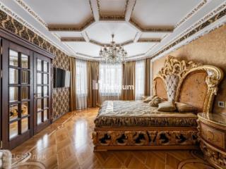 4-комн. квартира, 220 м², 4/6 этаж