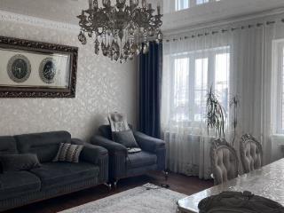  дом, 300 м², 10 соток