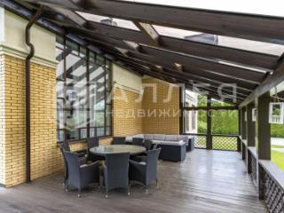 2-этажный коттедж, 360 м²